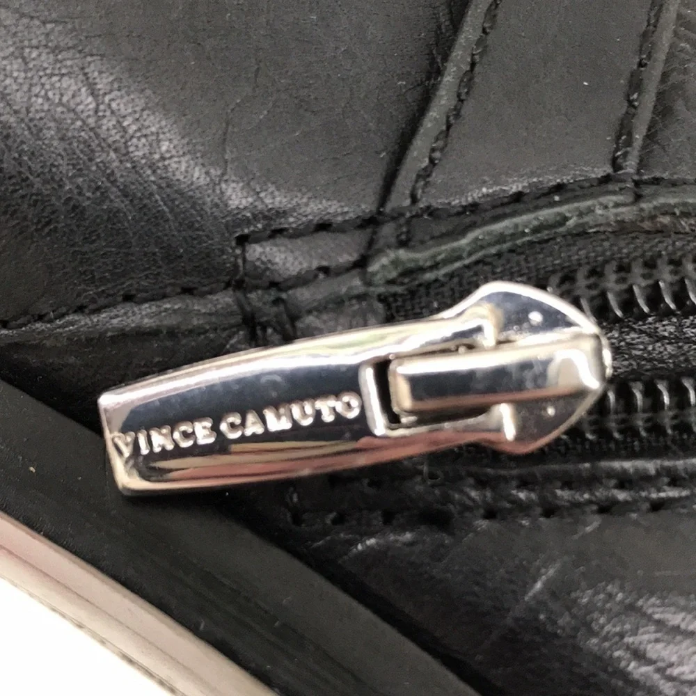 VINCE CAMUTO VC-Gravell Womens Black Ankle Heel Leather Buckle Side-Zip Boots—8M